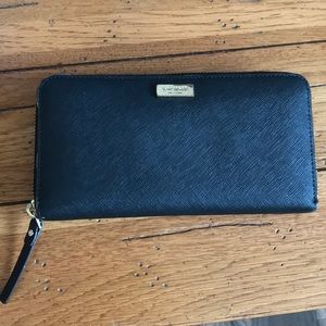 Kate Spade Wallet ♠️